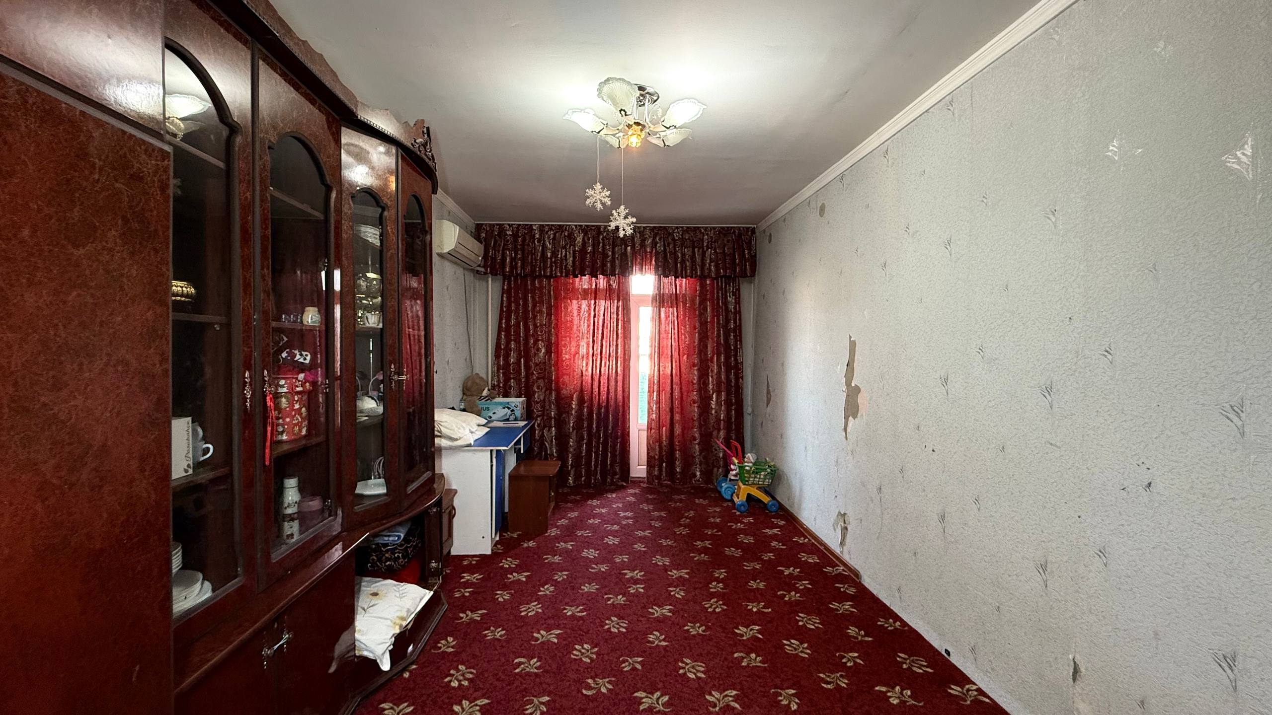 Kalilinskiy massiv · 4 xonali kvartira · parkovka bor — Obyekt kodi 2496 — 3-surat