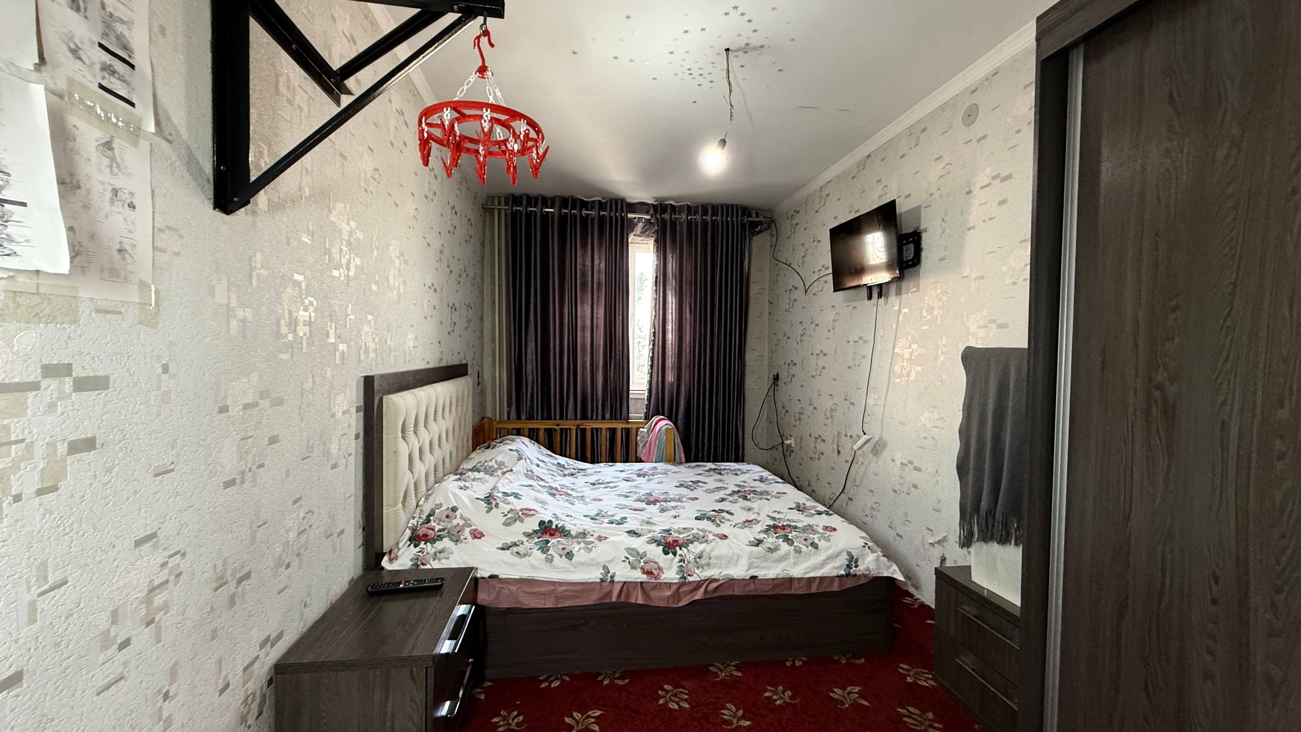 Kalilinskiy massiv · 4 xonali kvartira · parkovka bor — Obyekt kodi 2496 — 2-surat